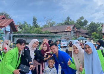 STKIP Nasional Padang Pariaman Berikan Bantuan dan Trauma Healing Bagi Korban Bencana Galodo