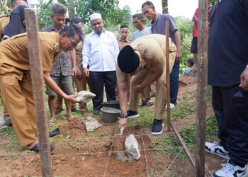 Baznas Sijunjung Bangunkan Rumah Layak Huni untuk Keluarga Susi Desmawati