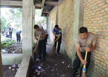 Menjelang HUT Bhayangkara ke-78 Polres Pasbar Gelar Bakti Religi di Masjid Raya Nurul Huda