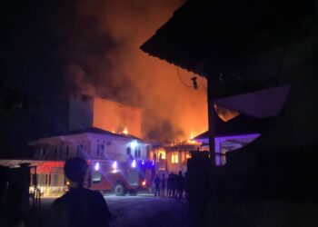 Rumah Mantan Bupati Dharmasraya