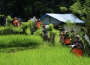 Tim Ekspedisi Sungai Batang Sigarunggung Langsung ke Titik Target Pembersihan