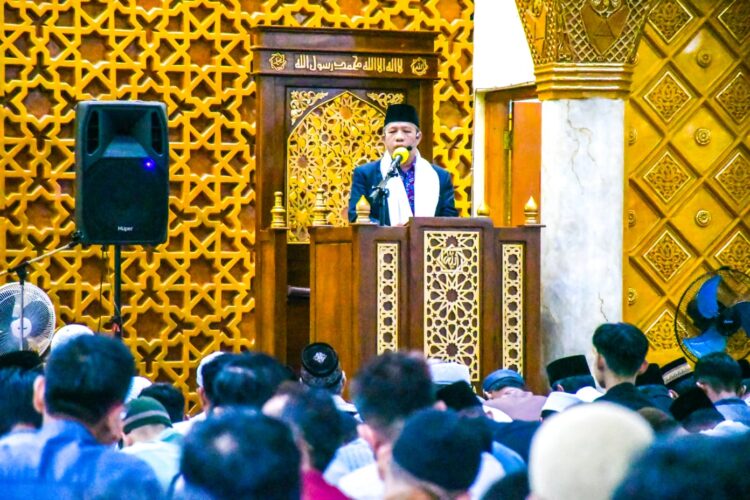 Suasana salat Idul Adha di i Masjid Raya Jabal Ramah PT Semen Padang. IST