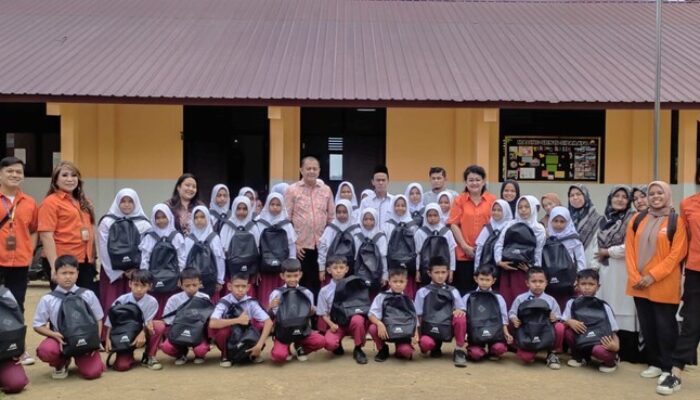 Peduli Pendidikan, Bank Mega Renovasi SDN 16 Siparayo Pasaman