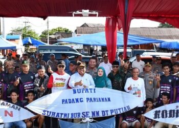 Sebanyak 1.200 peserta mengikuti Festival Lomba Layang-Layang dalam rangka memperingati HUT Bhayangkara ke-78 di Padang Pariaman