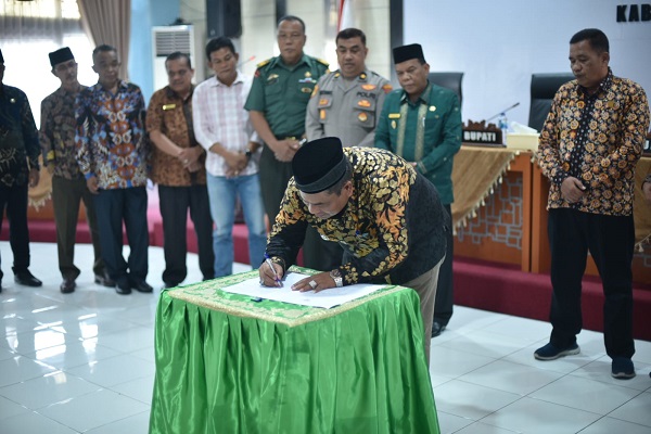 DPRD Padang Pariaman menggelar rapat paripurna dalam rangka penyampaian pandangan akhir fraksi terkait RPJMD