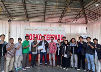 Sivitas akademika Fakultas Ekonomi dan Bisnis UIN Imam Bonjol menyalurkan bantuan bagi korban terdampak Galodo di Kabupaten Tanah Datar.