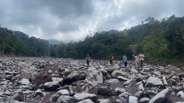 EWS Gunung Marapi akan segera dipasang di beberapa wilayah titik rawan bencana tanah longsor dan galodo di Kabupaten Tanah Datar. 