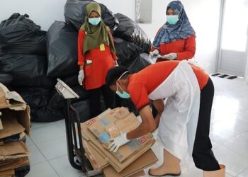 Rumah Sakit Umum Daerah atau RSUD Kota Pariaman memiliki inovasi baru dalam mengelola sampah, yaitu Sampah Berkurang Uang pun Datang atau Sarang Udang