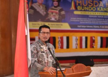 Peran Penting Bundo Kanduang Menanamkan Nilai Adat Istiadat Bagi Generasi Muda