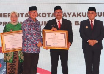 Terbaik Nasional, Pj Wali Kota Payakumbuh Raih Penghargaan Indeks Pembangunan Keluarga