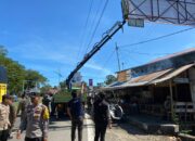 Bawaslu Padang Pariaman Tertibkan APK Calon DPD RI