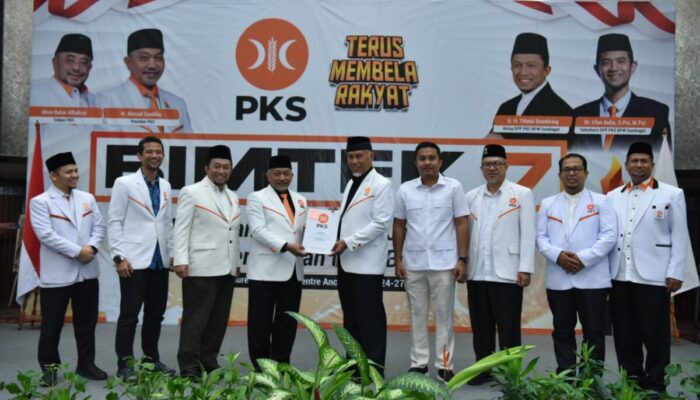 PKS Perintahkan Seluruh Kader Menangkan Mahyeldi-Vasco