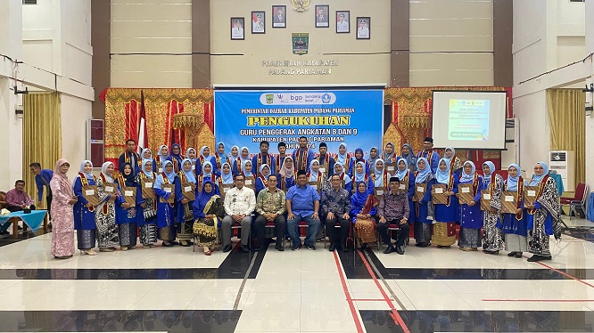 44 Guru Penggerak Padang Pariaman dikukuhkan oleh Bupati. Mereka diharapkan mampu menghadirkan perubahan dan inovasi baru.