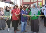 Hadiri Dies Natalis 19, Camat Nanggalo Lepas Jalan Santai Stifram