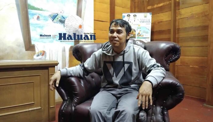 Lima Tahun Jadi Pembuat Tabuik, Ade Ratman Mulai Karir dari Perajin Miniatur