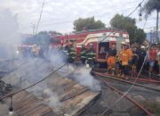 2 Warung Makan Ludes diLalap Api, Kerugian Capai 1 Miliar