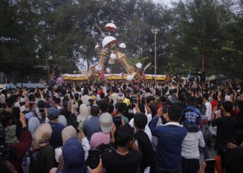 Dinas Perhubungan Kota Pariaman mencatat, retribusi parkir selama puncak Pesona Budaya Tabuik 2024 mencapai Rp6,5 juta