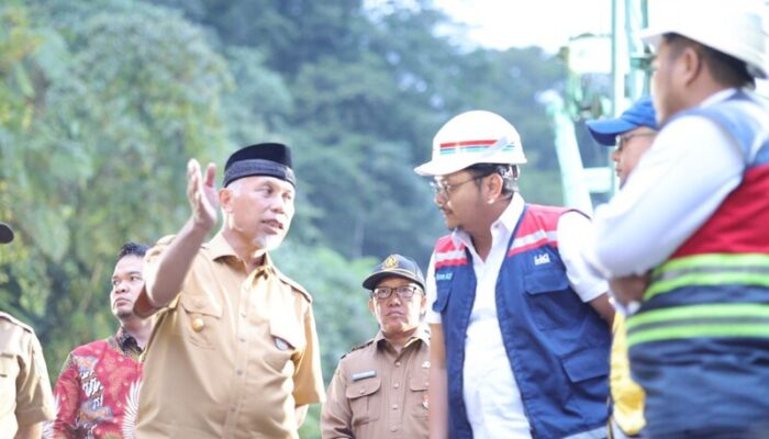 Pengoperasian Jalan Lembah Anai Sesuai Jadwal, Mahyeldi: Dilakukan Bertahap