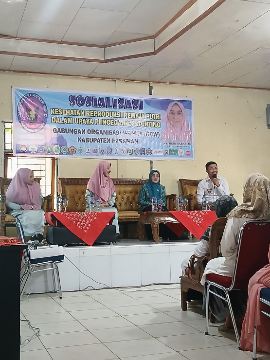 Gabungan Organisasi Wanita (GOW) Kabupaten Pasaman mengunjungi Nagari Pintu Padang Kecamatan Mapat Tunggul, Rabu (24/7/2024).