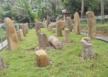 Menhir Maek di Kabupaten Lima Puluh Kota, . Foto: Kebudayaan.kemendikbud.go.id.