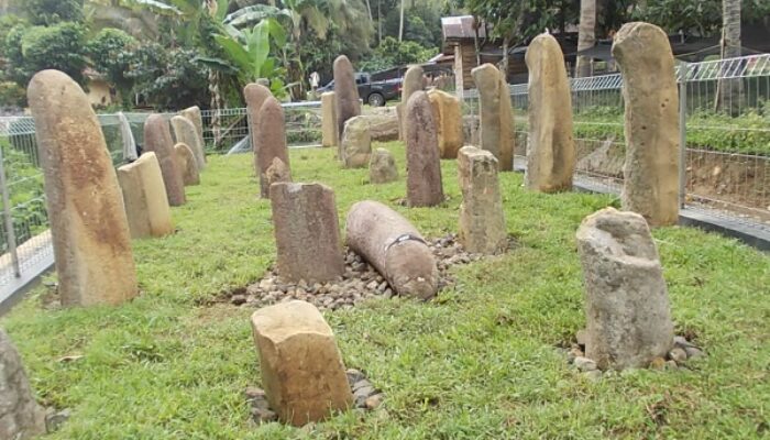 Menhir Maek, Si Bungsu yang Menua