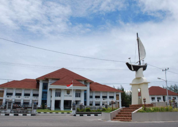 Disparbud Kota Pariaman memastikan tidak ada pungutan untuk tiket masuk kawasan wisata atau uang retribusi pada malam pergantian tahun 2025