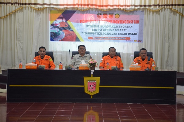 Kantor Pencarian dan Pertolongan Kelas A Padang menggelar rapat penyusunan rancangan kontingensi untuk penanganan evakuasi korban dari Gunung Marapi