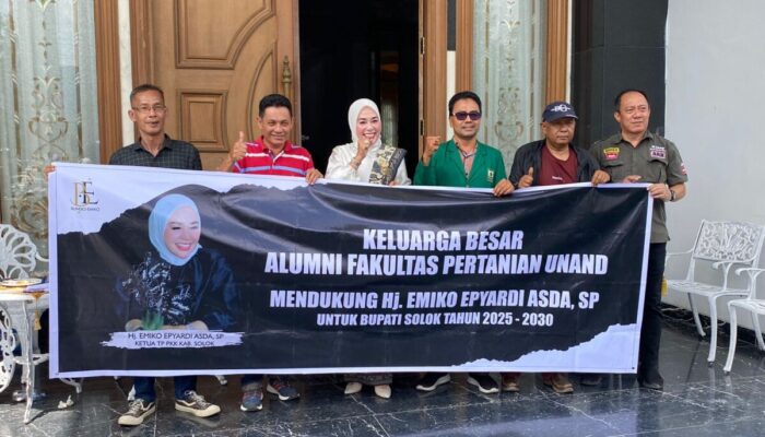 Dukung Emiko jadi Bupati Solok, Alumni Pertanian Unand Ikut Antar ke KPU