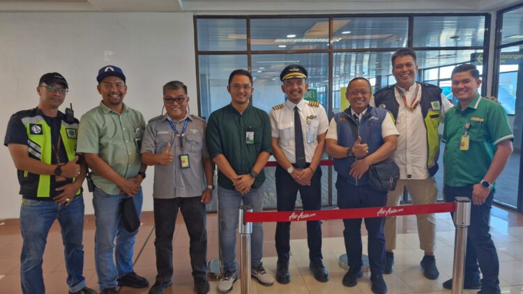 PT Angkasa Pura II selaku pengelola Bandara Internasional Minangkabau di Padang Pariaman menyambut baik hadirnya rute penerbangan umrah oleh maskapai Citilink.