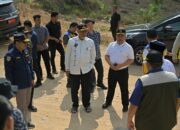 Pembangunan Jalan Menuju Pelabuhan Teluk Tapang Rampung