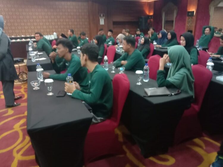 Disparpora Padang Pariaman memberikan pelatihan dan pendampingan bagi pelaku ekonomi kreatif di sektor kopi.