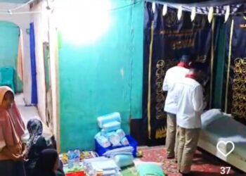 Empati Hendri Septa-Hidayat, Mendadak Turun Mobil dan Takziah ke Rumah Warga Saat Arak-arakan Pendaftaran Pilkada Padang