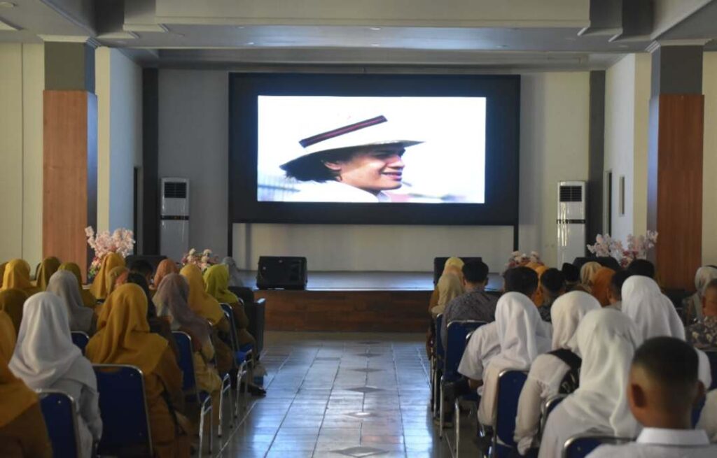 Pemko Padang gelar nonton bersama dan bedah novel Siti Nurbaya di Gedung Youth Center. IST