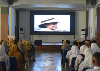 Pemko Padang gelar nonton bersama dan bedah novel Siti Nurbaya di Gedung Youth Center. IST
