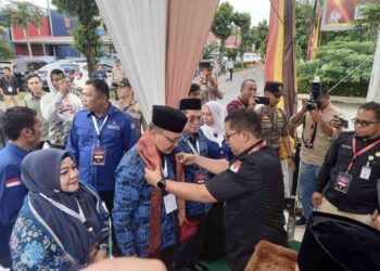 Irwan Fikri-Asra Faber Resmi Daftar ke KPU Agam, Mulyadi: Pasangan Berpengalaman dan Religius