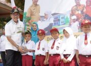 Anggaran Seragam Gratis Solsel Capai Rp2 M