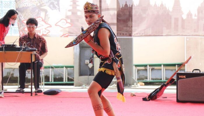 Kurikulum Sekolah Internasional untuk Anak SMA yang Berprestasi