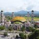 Sebanyak 10 masjid di Sumatra Barat (Sumbar) menerima penghargaan Anugerah Masjid Percontohan dan Ramah (Ampera) 2024.