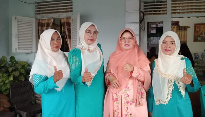 Ketua TP-PKK Pasbar Ajak Masyarakat Ciptakan Warung Hidup, Apotek Hidup, dan Sumber Pendapatan Keluarga