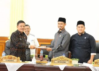 Pemerintah Kota Pariaman mengurangi belanja daerah sebesar Rp9.877.316.565 dalam rancangan APBD Perubahan tahun 2024.