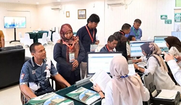 KPU Kota Pariaman saat melangsungkan cek kesehatan paslon. IST