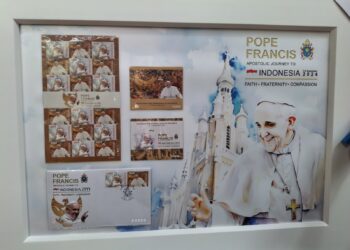Kominfo, PT Pos Indonesia, dan KWI Launching Perangko Khusus Kunjungan Paus Fransiskus