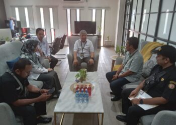 Klarifikasi Dokumen Persyaratan Administrasi Bakal Calon Bupati dan Wakil Bupati, KPU Sijunjung Kunjungi Lembaga dan Instansi