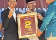 Safaruddin-Darman Sahladi    Pegang  Nomor Urut Dua. ABS: InshaAllah Safaruddin Dua Periode