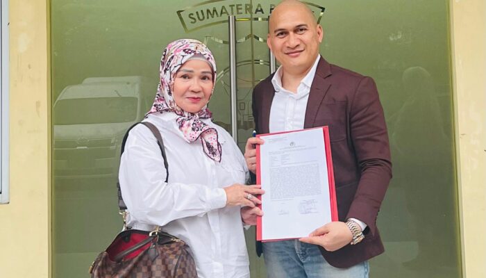 Dugaan Penggelapan Sertifikat Tanah, Dr. Suharizal Dampingi Korban Lapor ke Polda Sumbar