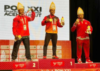 Sumatra Barat akhirnya meraih medali pertama PON 2024 melalui cabang olah raga binaraga oleh atlet Muswar alias Iwan Samurai.