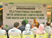 Kurangi Sampah Organik, PT Semen Padang Edukasi Karyawan Bikin Kompos