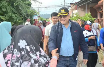 Pemko Padang mendorong satu rumah satu bak kompos untuk menggerakkan kesadaran masyarakat menjaga kebersihan lingkungan,