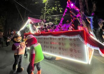 Usung Tema Geosite Gua Kelelawar Padayo, Semen Padang Meriahkan Merah Putih Lights Carnival