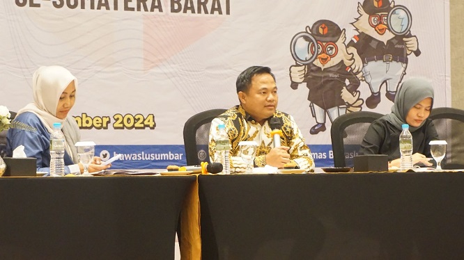 Bawaslu Sumbar mencatat hasil pengawasan selama tiga pekan pelaksanaan tahapan kampanye Pilkada Serentak terdapat 103 kampanye dicegah